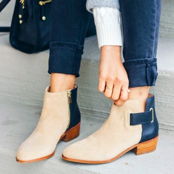 Yosi Samra Drew Black/Beige Suede Ankle Booties 8 - Picture 2 of 6